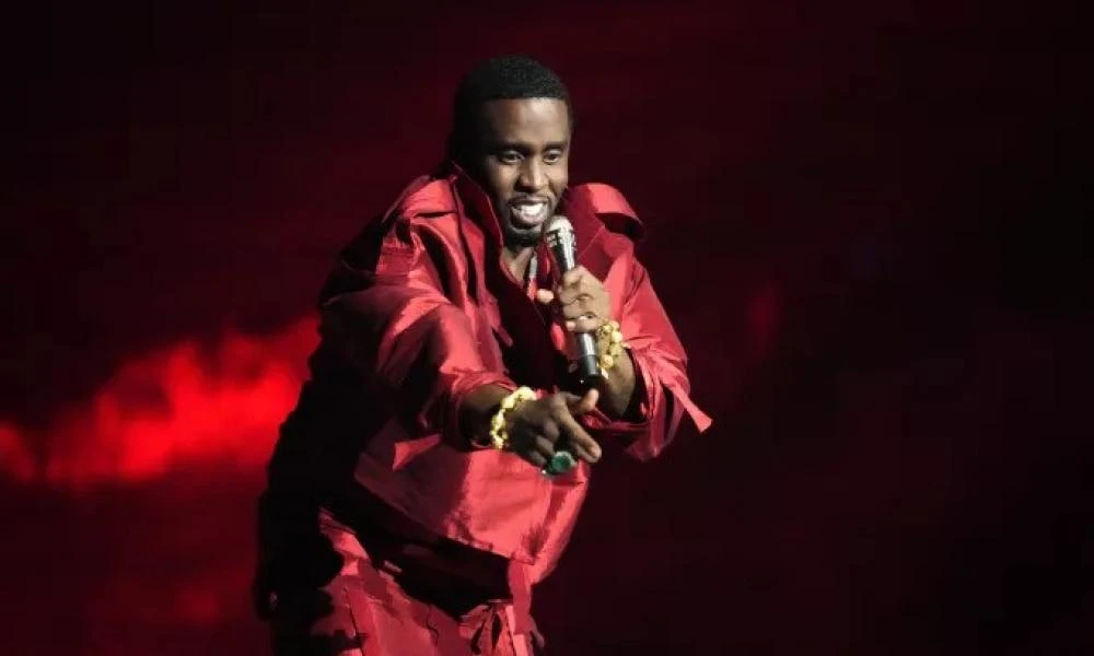 Η ζωή του Diddy πίσω από τα κάγκελα: Περνά ώρες μόνος του στο κελί του και με... ψυχολόγους